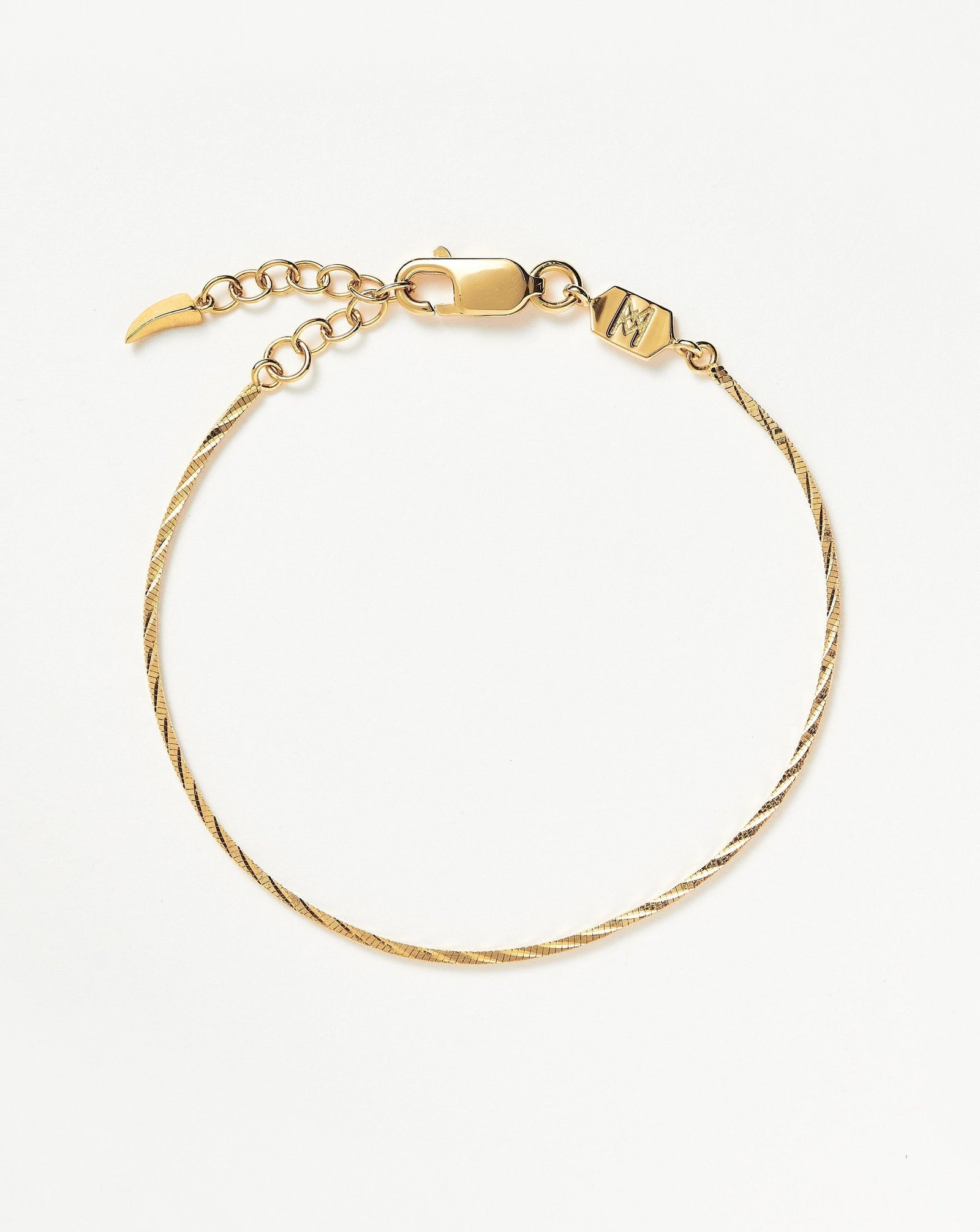 savi-asymmetric-square-snake-chain-bracelet-bracelets-missoma-926396